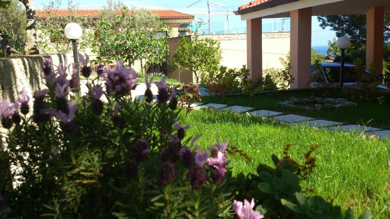 Borgo Marinaro Bed & Breakfast Марина ди Камерота Екстериор снимка