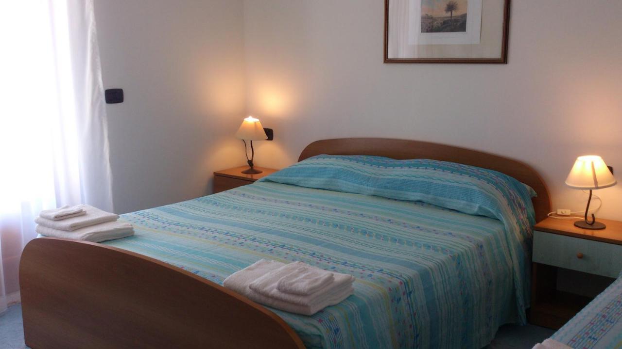 Borgo Marinaro Bed & Breakfast Марина ди Камерота Екстериор снимка